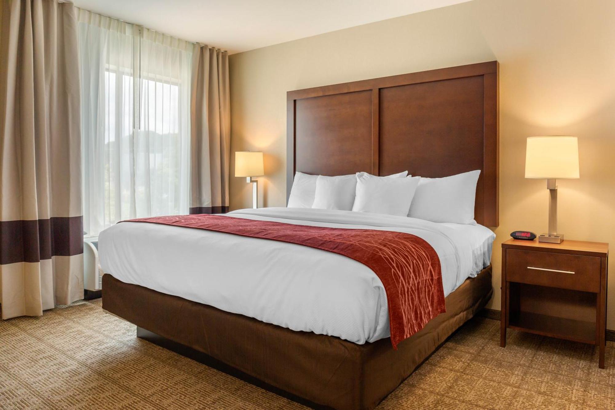Comfort Inn & Suites Gap Amish Country Exteriör bild