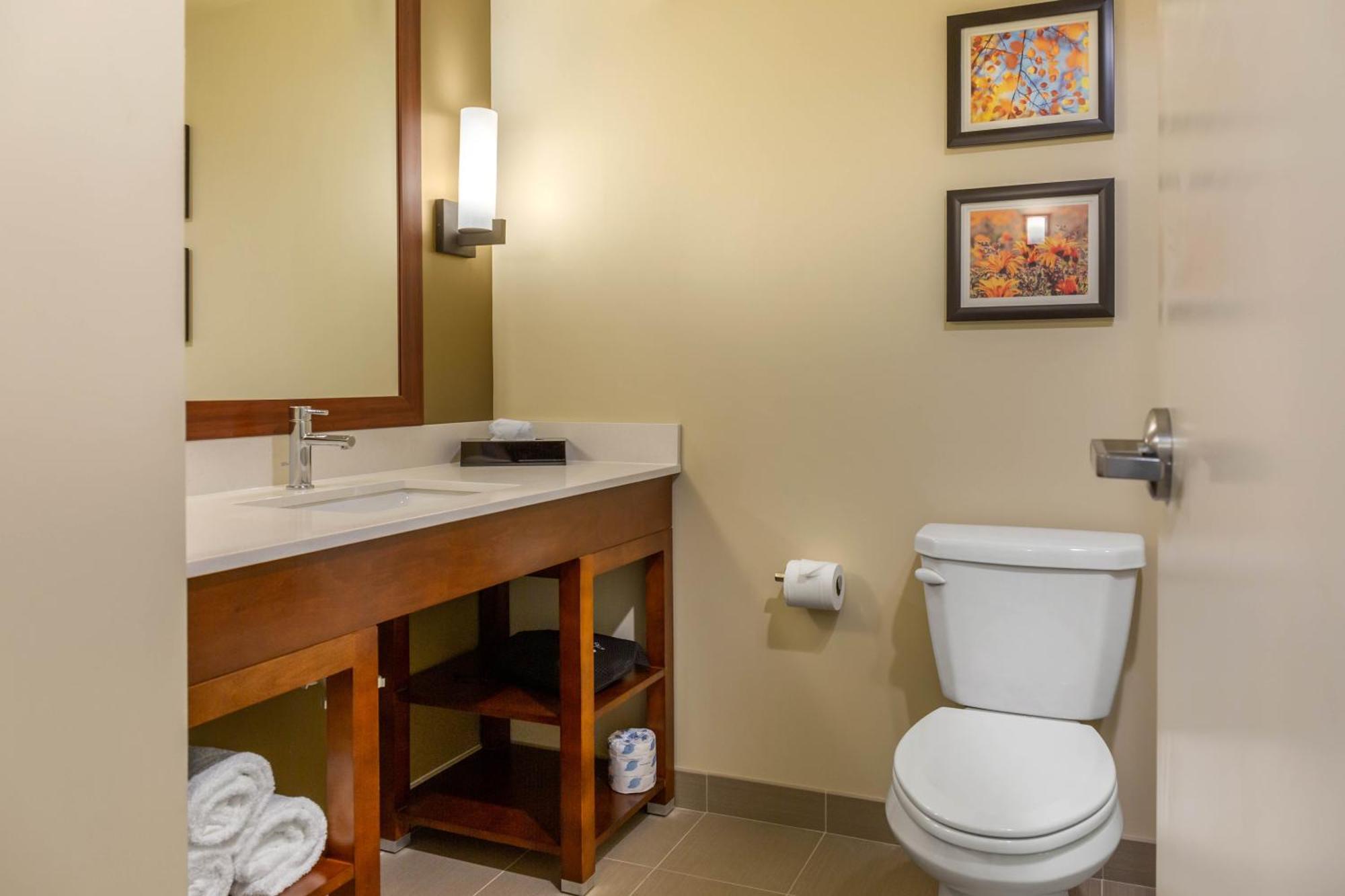 Comfort Inn & Suites Gap Amish Country Exteriör bild