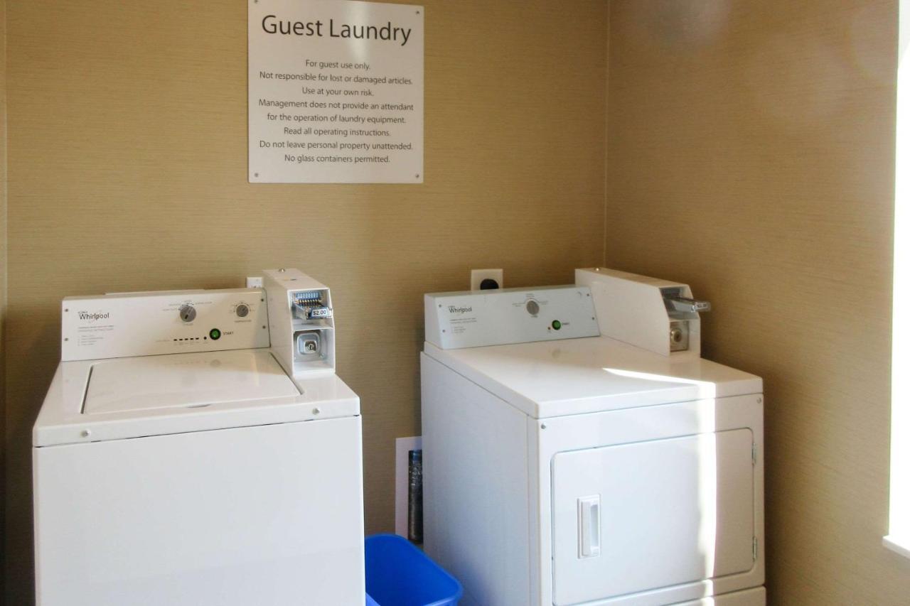 Comfort Inn & Suites Gap Amish Country Exteriör bild