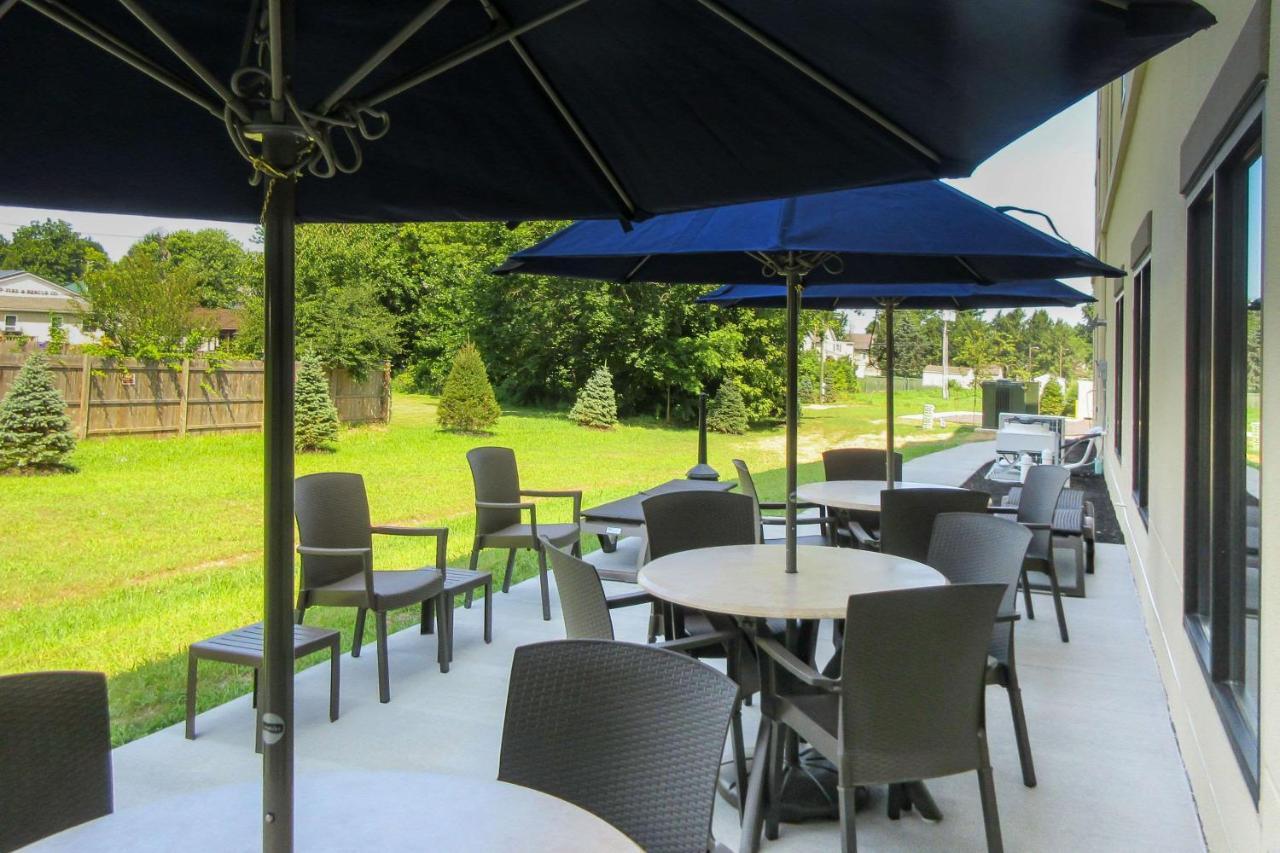 Comfort Inn & Suites Gap Amish Country Exteriör bild