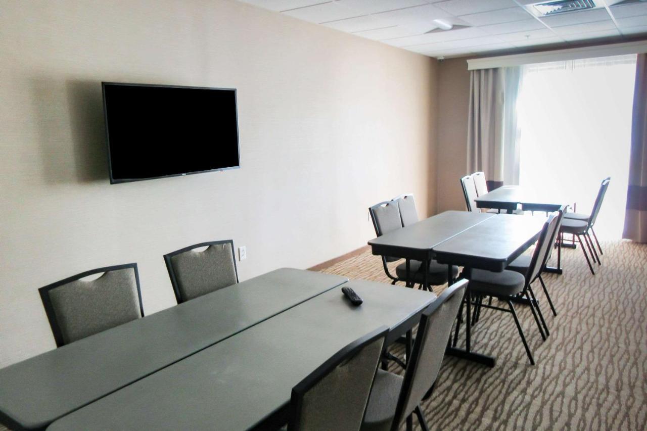 Comfort Inn & Suites Gap Amish Country Exteriör bild