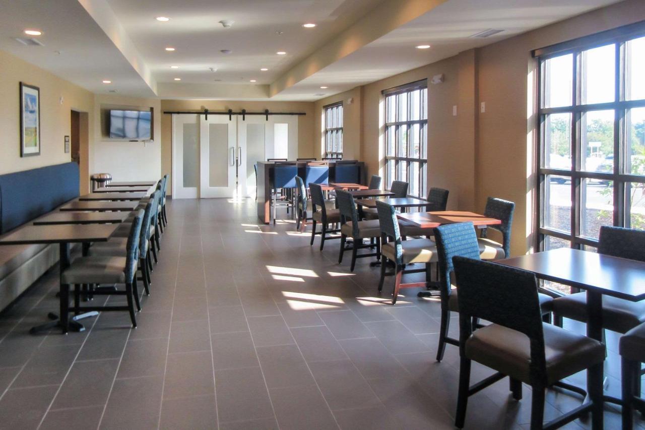 Comfort Inn & Suites Gap Amish Country Exteriör bild